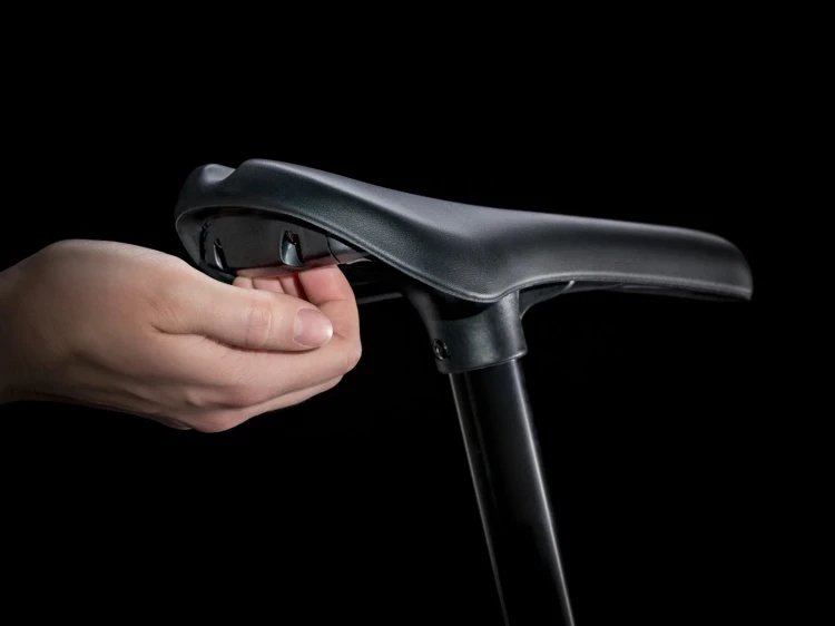 ROWER TREK PRECALIBER 20 BLACK/ ORANGE WIDELEC 2022