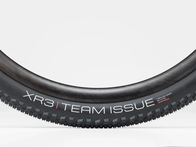 OPONA BONTRAGER XR 3 TEAM ISSUE 29x2.2 TLR