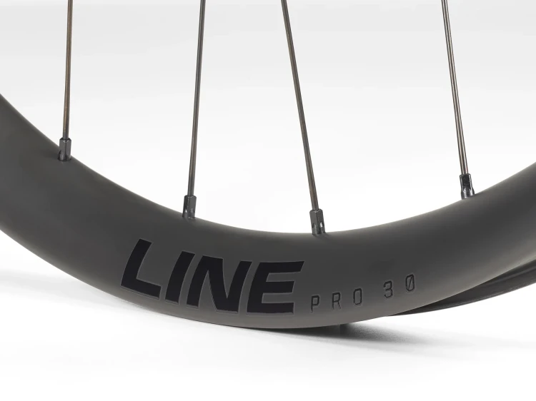 KOŁO PRZÓD BONTRAGER LINE PRO 30 110 mm 29 DISC BLK