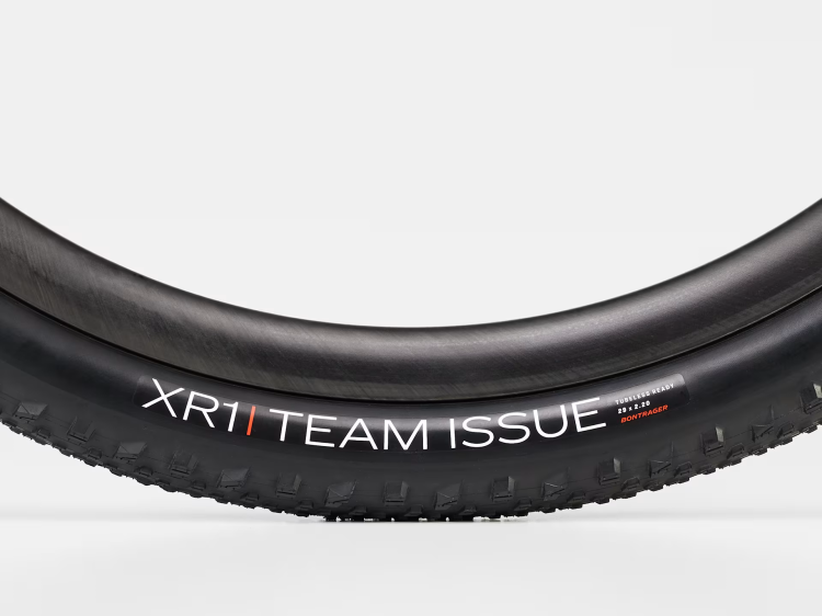 OPONA MTB BONTRAGER XR1 29x2,2 TEAM ISSUE TLR BLACK