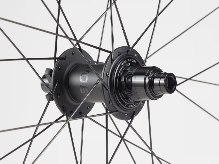 KOŁO T BONTRAGER LINE ELITE 30 148mm 27.5 DISC BLK